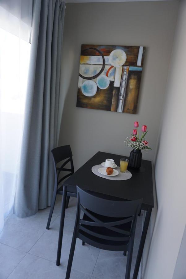 Korzo Suites Gzira Bagian luar foto