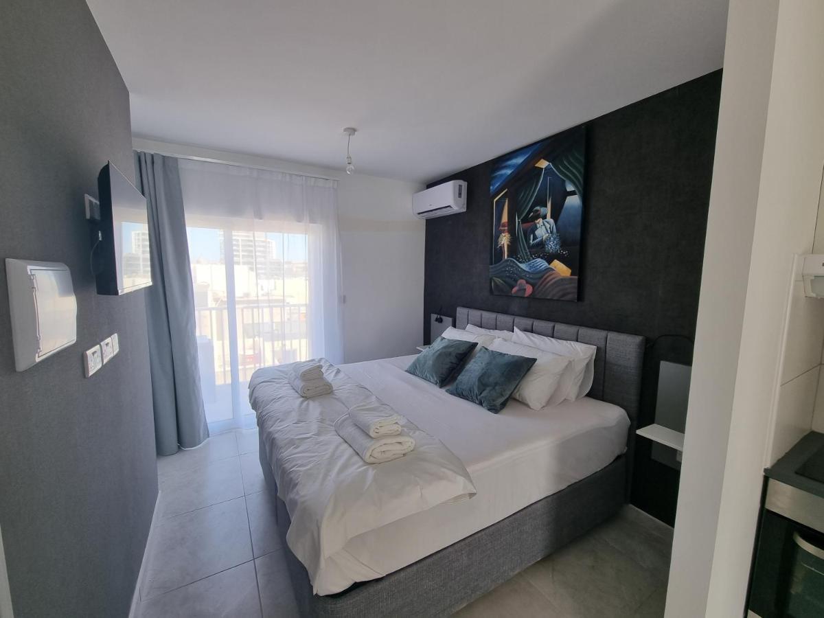 Korzo Suites Gzira Bagian luar foto