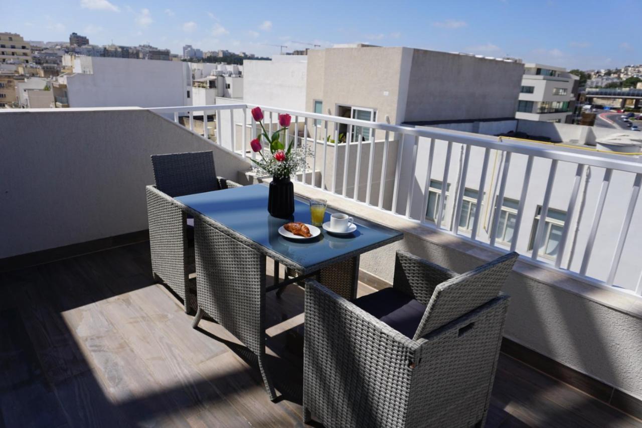 Korzo Suites Gzira Bagian luar foto