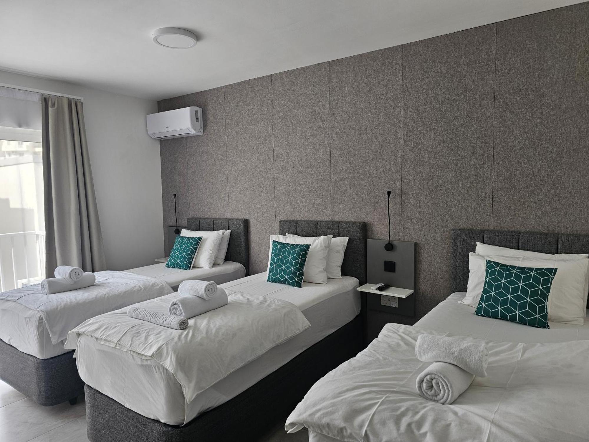 Korzo Suites Gzira Bagian luar foto