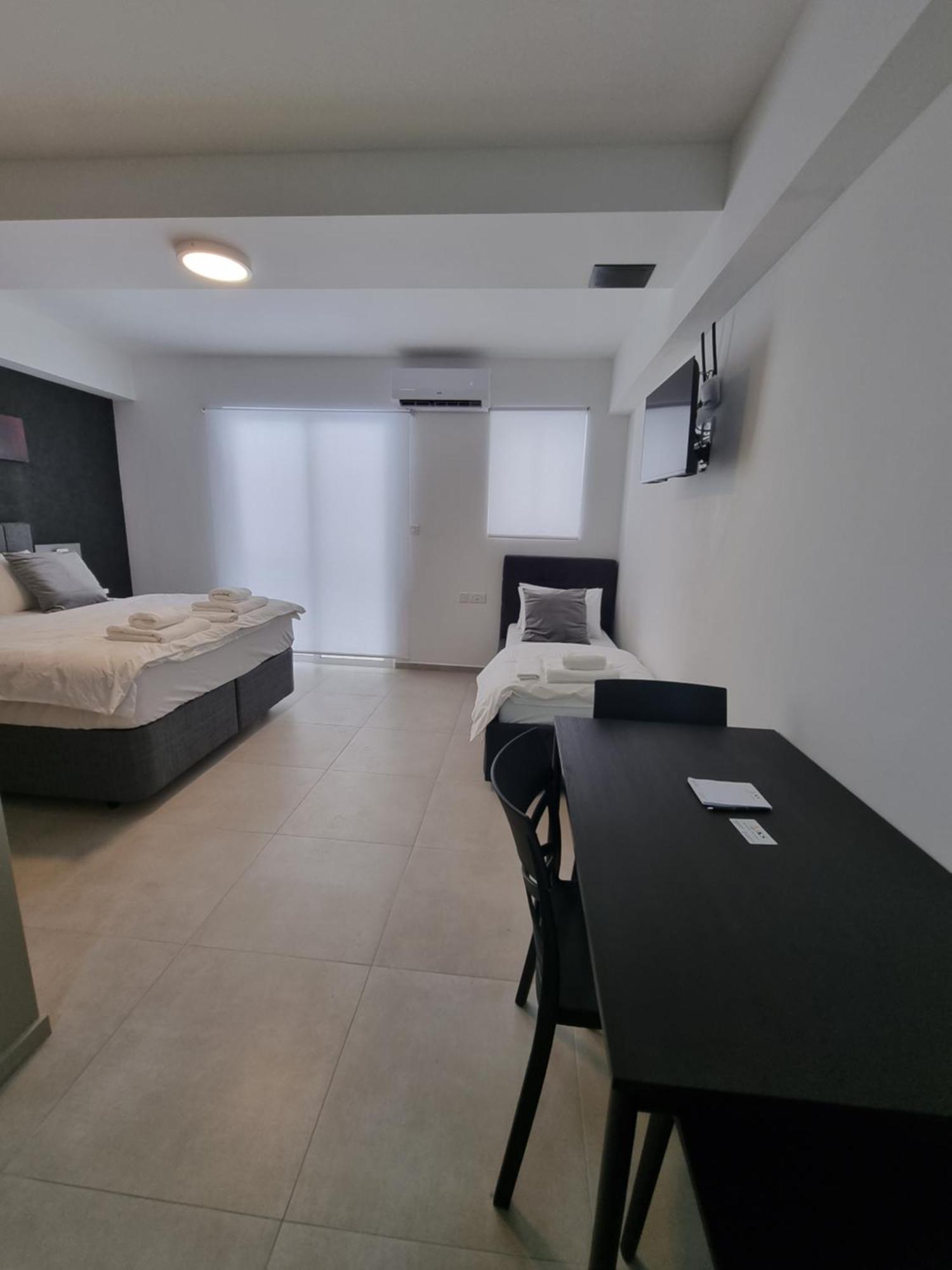 Korzo Suites Gzira Bagian luar foto